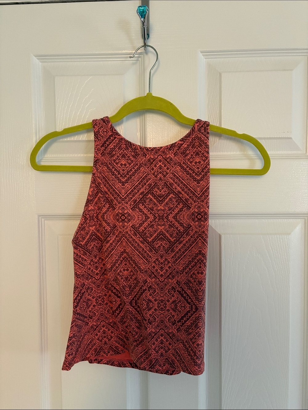 Mossimo Supply Co. Coral and Black Geometric Tank Top